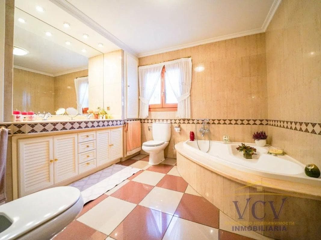Недвижимость на продажу и в аренду в Испании photo 4