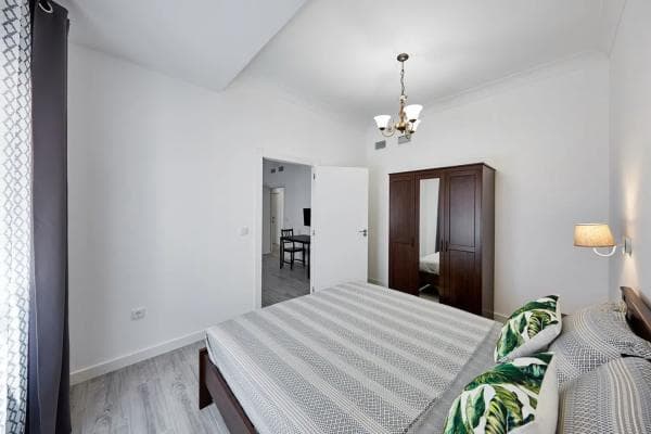Piso en venta en Barrio Casco Histórico-Santa Cruz, Alicante / Alacant photo 1
