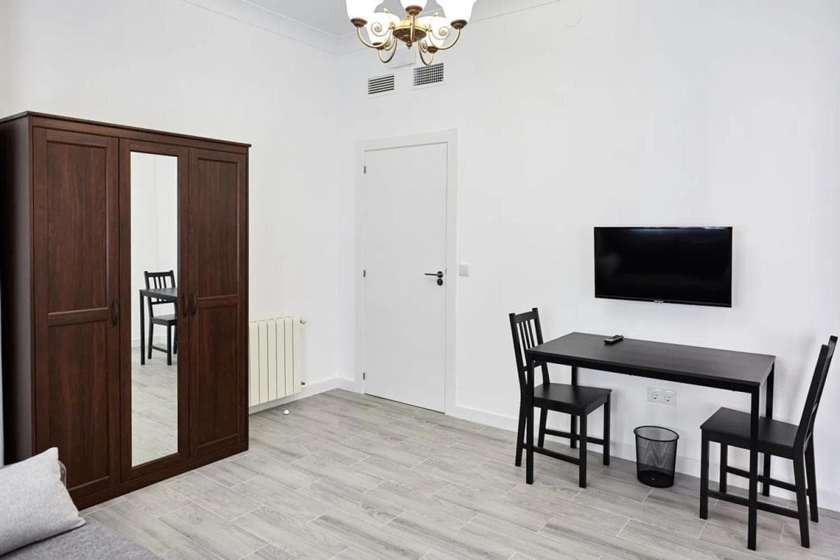 Venta de piso en Barrio Casco Histórico-Santa Cruz, Alicante / Alacant
photo 4