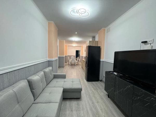 Apartment for sale in Calle General Pintos, Alicante / Alacant photo 1
