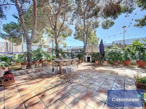 Casa independiente en calle de la Encina thumbnail 1