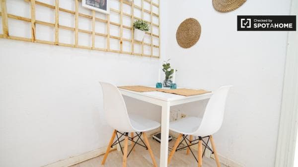 Apartment for rent in Calle de Gabriel Lobo , Madrid thumbnail 1