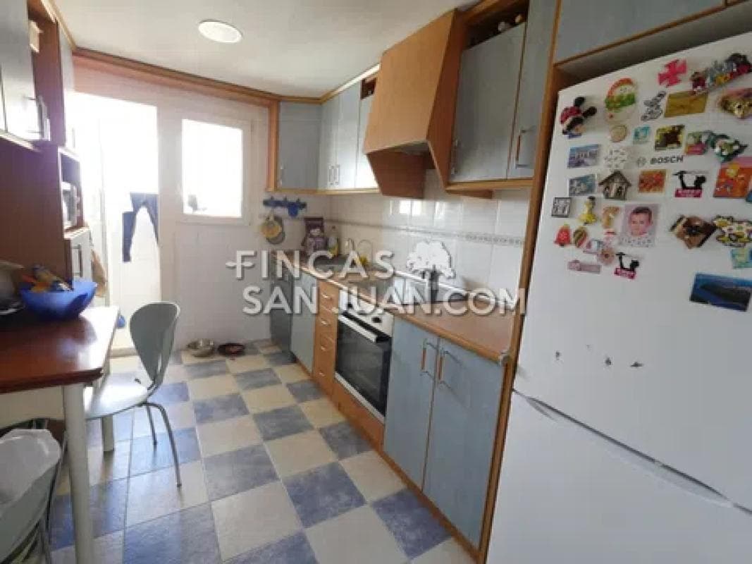 Sale of apartment in Campello Pueblo, El Campello
photo 2