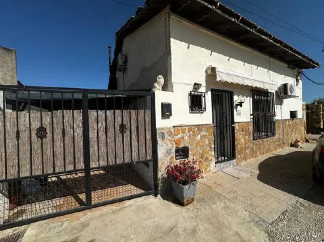 Propiedades en venta y alquiler en España photo 4