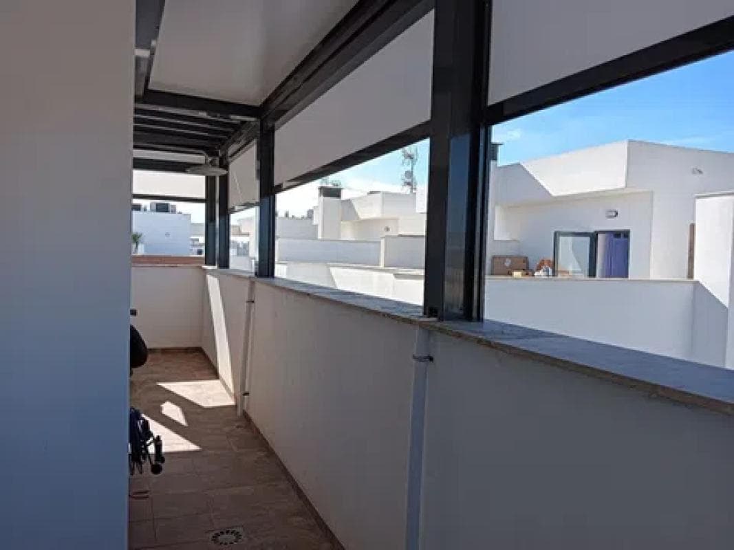 Venta de piso en Urbanizaciones, Guardamar del Segura
photo 2