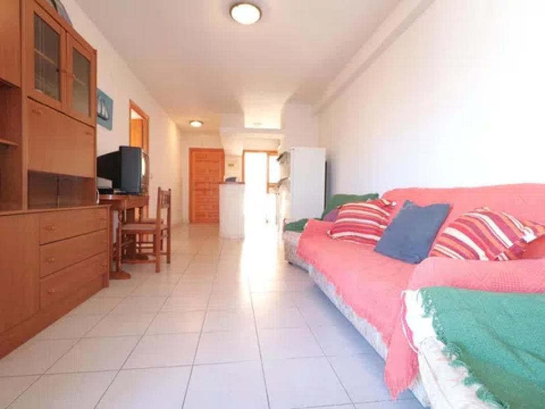 Sale of apartment in Avenida del Pacífico, Torrevieja
photo 2