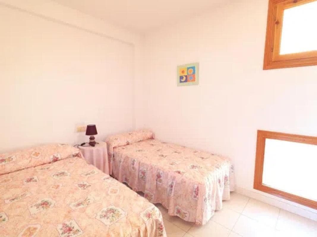 Sale of apartment in Avenida del Pacífico, Torrevieja
photo 3