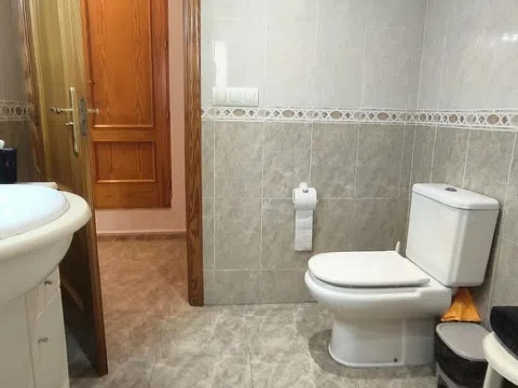 Propiedades en venta y alquiler en España photo 3