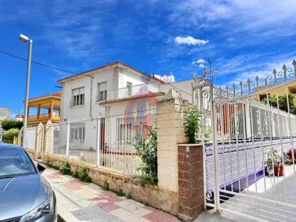 Casa de pueblo en calle San Raimundo de Peñafort, 14 photo 1
