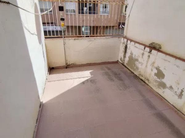 Chalet adosado en calle Prendimiento thumbnail 2
