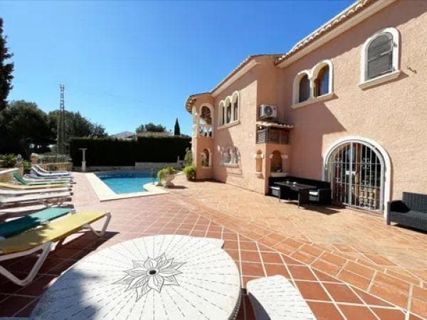 Casa independiente en calle la Ravenissa thumbnail 2