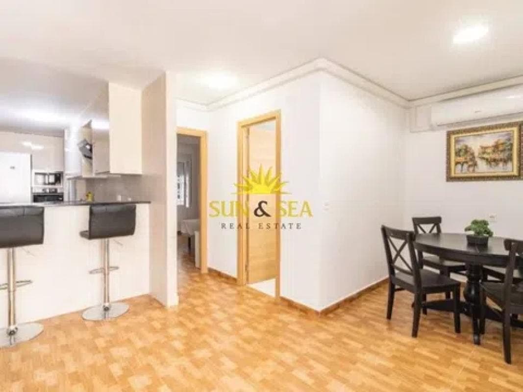 Venta de piso en Urbanizaciones, Guardamar del Segura
photo 5