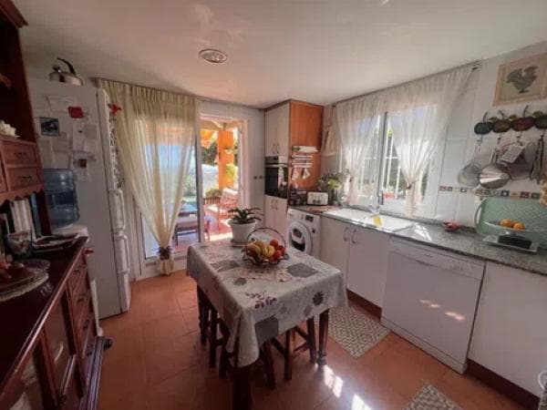 Chalet adosado en avenida Balcon de Ponoig thumbnail 2