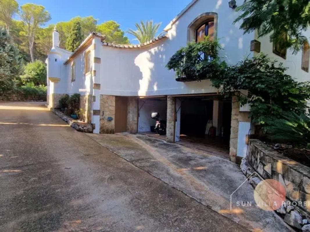 Propiedades en venta y alquiler en España photo 2