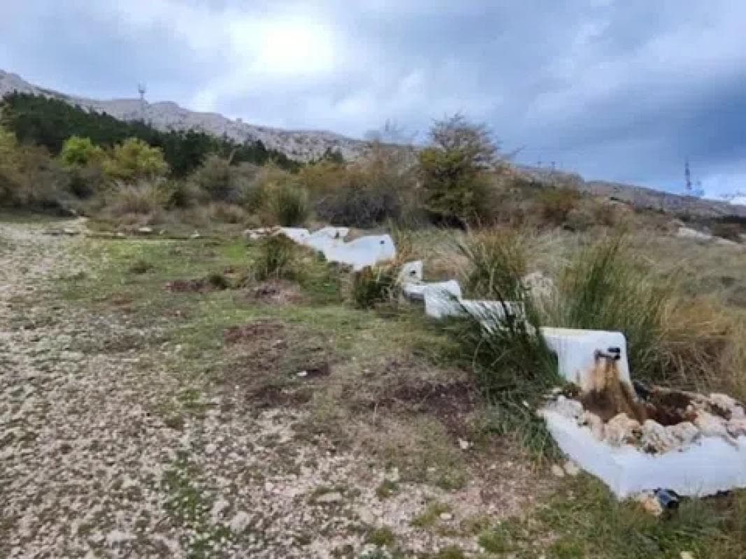 Terreno en venta en Confrides, Alicante photo 2