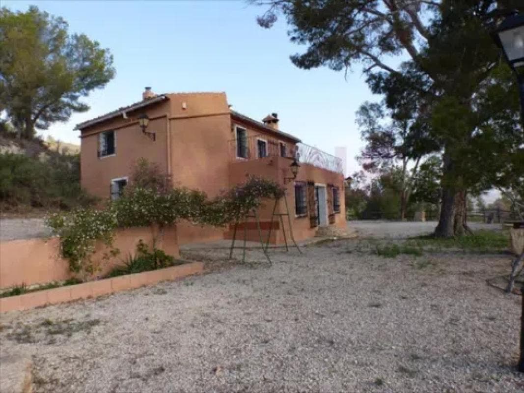 Property photo 3