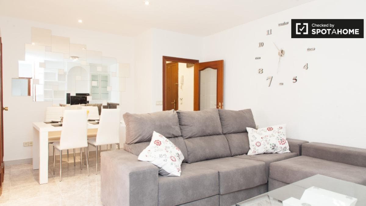 Properties for sale and rent in Spain photo 5