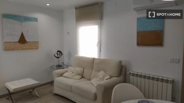 Apartment for rent in , Madrid photo 3
