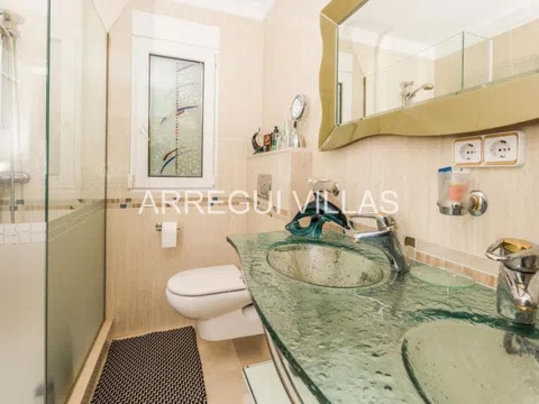 Propiedades en venta y alquiler en España photo 5