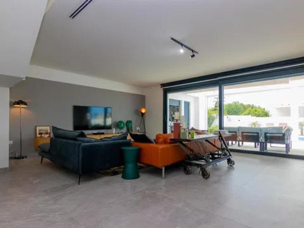 Properties for sale and rent in Spain photo 2