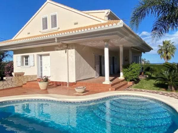 Casa independiente photo 1