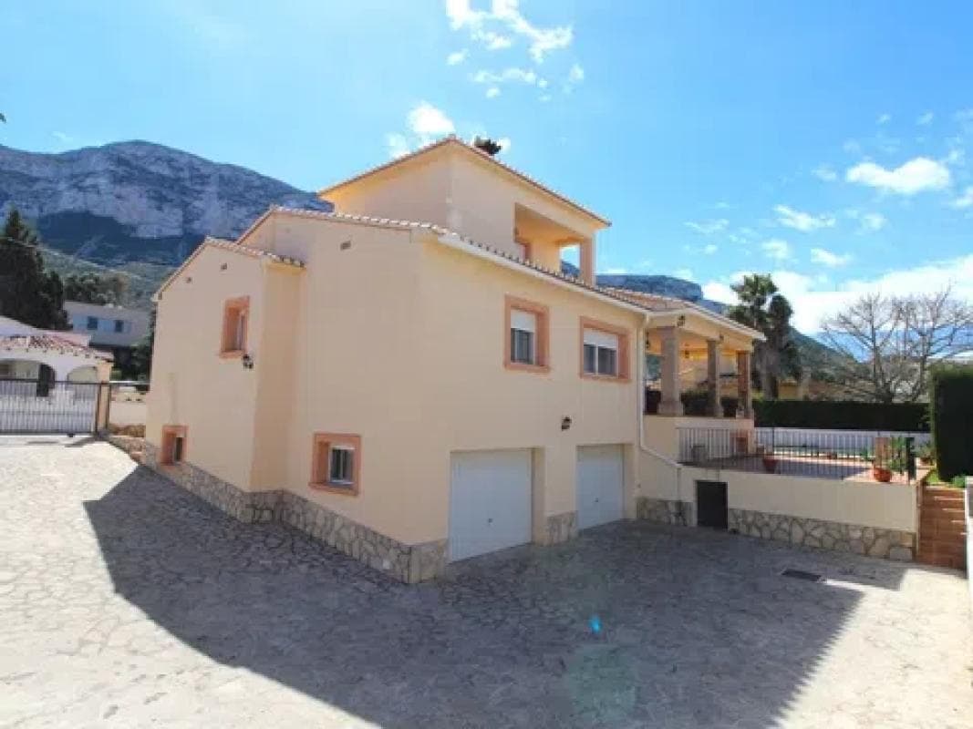 Propiedades en venta y alquiler en España photo 5