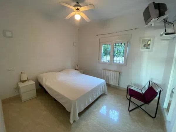 Casa independiente en calle Forment thumbnail 2