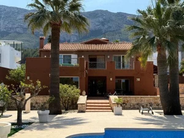 Casa independiente thumbnail 1