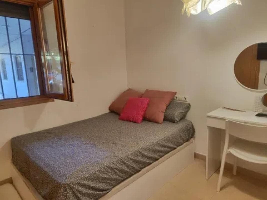 Sprzedaż mieszkania w Calle Fragata, Dénia
photo 3
