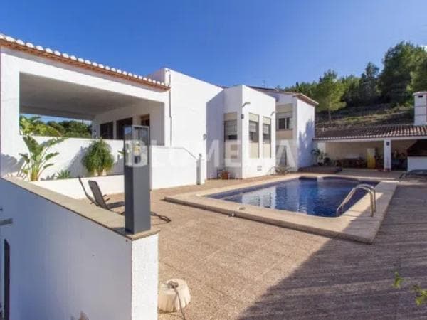 Casa independiente thumbnail 2