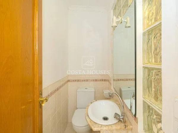 Casa independiente en calle Mallol, 45 photo 1