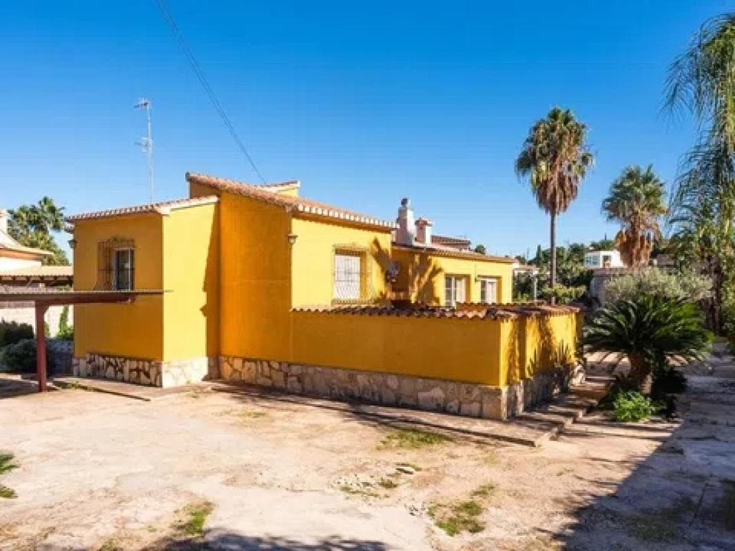 Propiedades en venta y alquiler en España photo 3