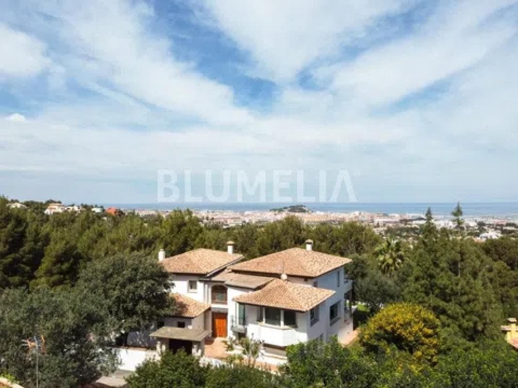 Propiedades en venta y alquiler en España photo 5