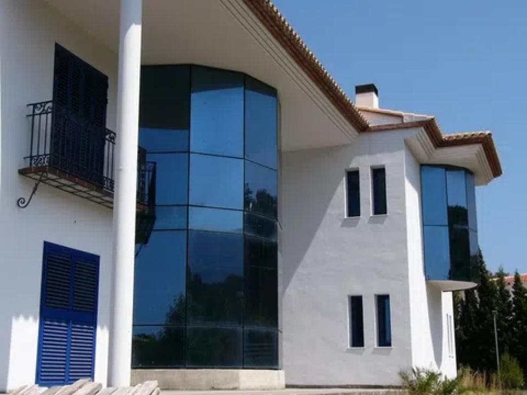 Propiedades en venta y alquiler en España photo 3