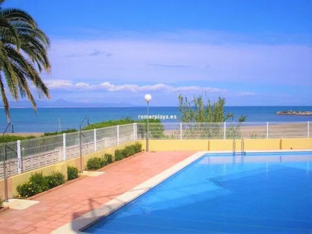 Sprzedaż mieszkania w Calle Mar Cantàbrica, Dénia
photo 2
