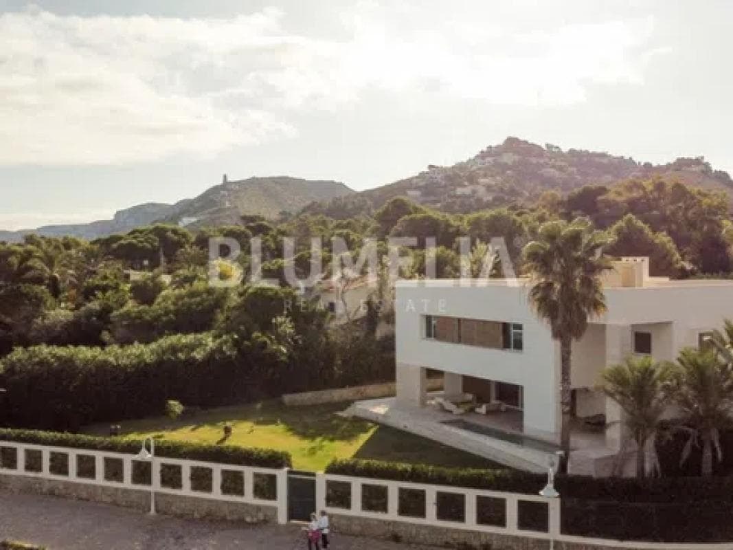 Propiedades en venta y alquiler en España photo 2