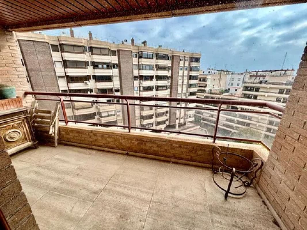 Venta de piso en Avenida Oscar Espla, Alicante / Alacant
photo 5