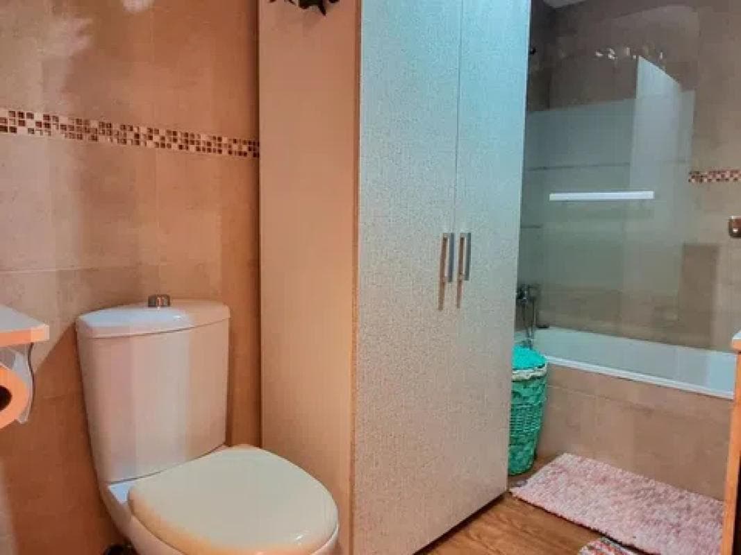 Venta de piso en Calle Enric Valor, Alicante / Alacant
photo 3