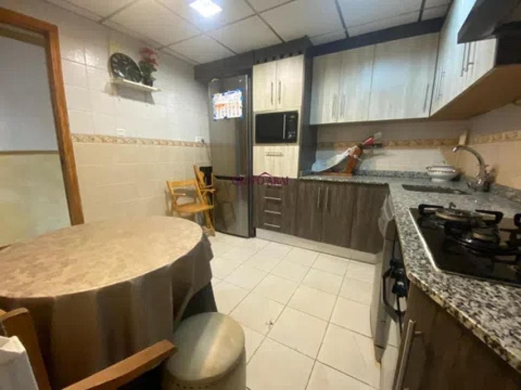 Venta de piso en Barrio Benalúa, Alicante / Alacant
photo 5