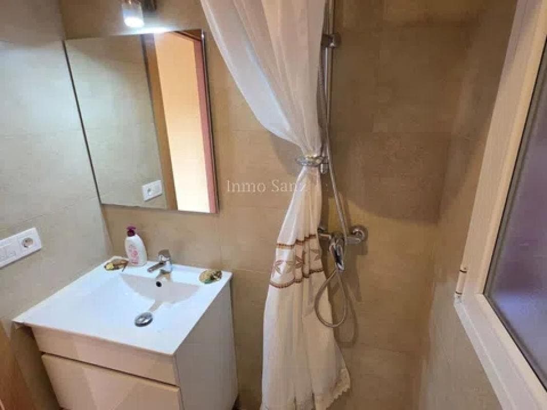 Venta de piso en Avenida Bruselas, Alicante / Alacant
photo 5