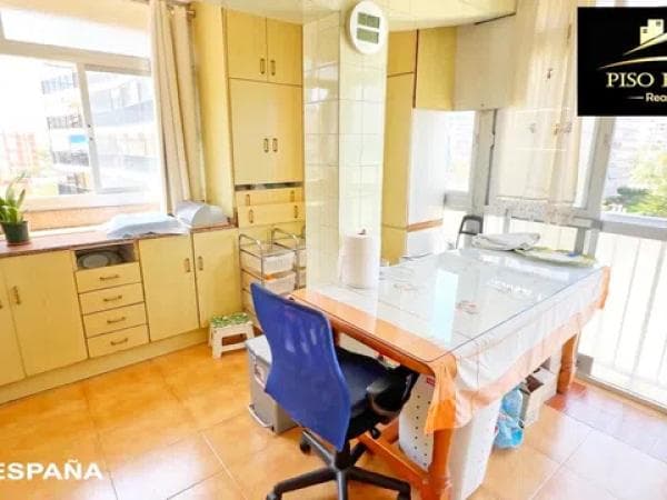 Piso en venta en Avenida de Niza, Alicante / Alacant photo 1