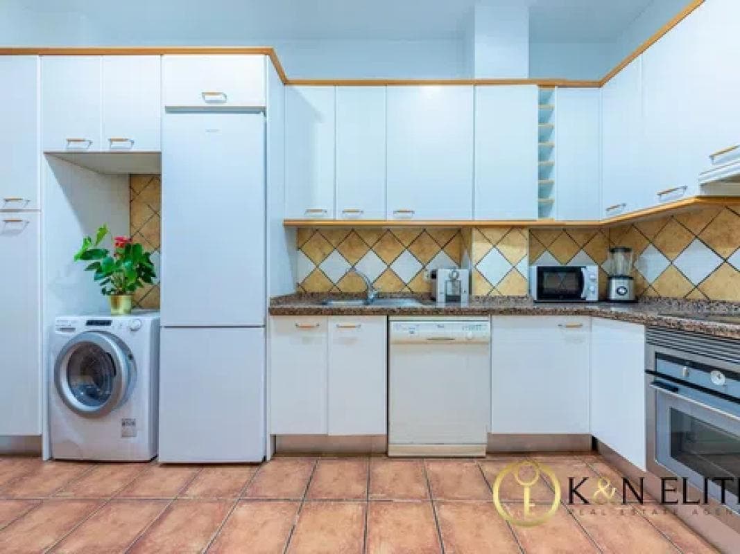 Venta de piso en Calle Gerona, Alicante / Alacant
photo 3