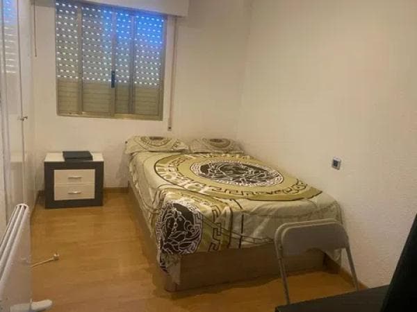 Piso en venta en Costa Blanca, 129, Alicante / Alacant thumbnail 1