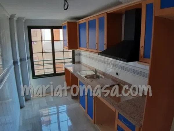 Piso en venta en Calle de Álvarez Sereix, Alicante / Alacant photo 1