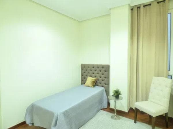 Piso en venta en Calle Girona, Alicante / Alacant photo 1
