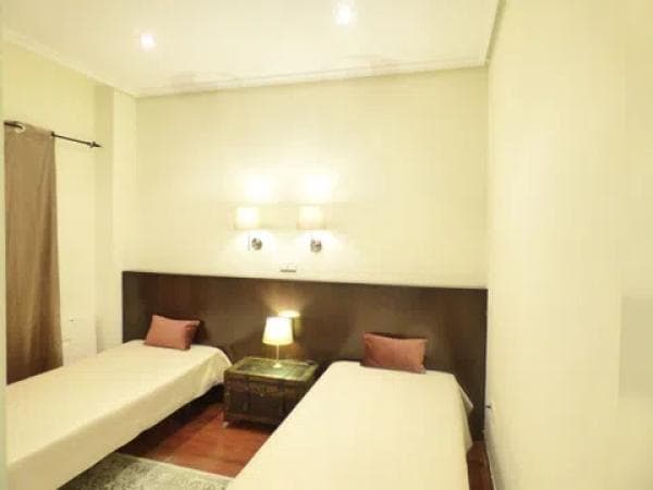 Piso en venta en Calle Girona, Alicante / Alacant thumbnail 2