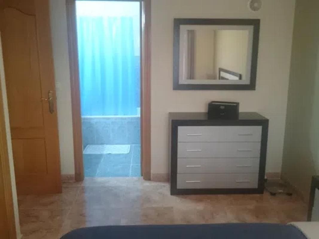 Propiedades en venta y alquiler en España photo 2