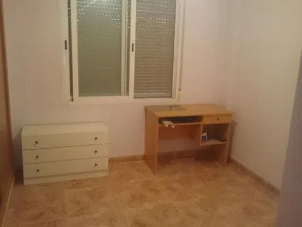 Chalet adosado en calle Britania, 13 thumbnail 2