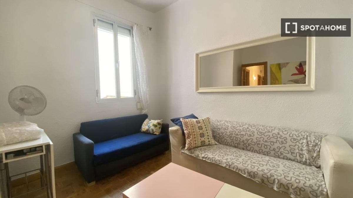 Аренда квартиры на Av. de la Reina Victoria , Мадрид photo 4