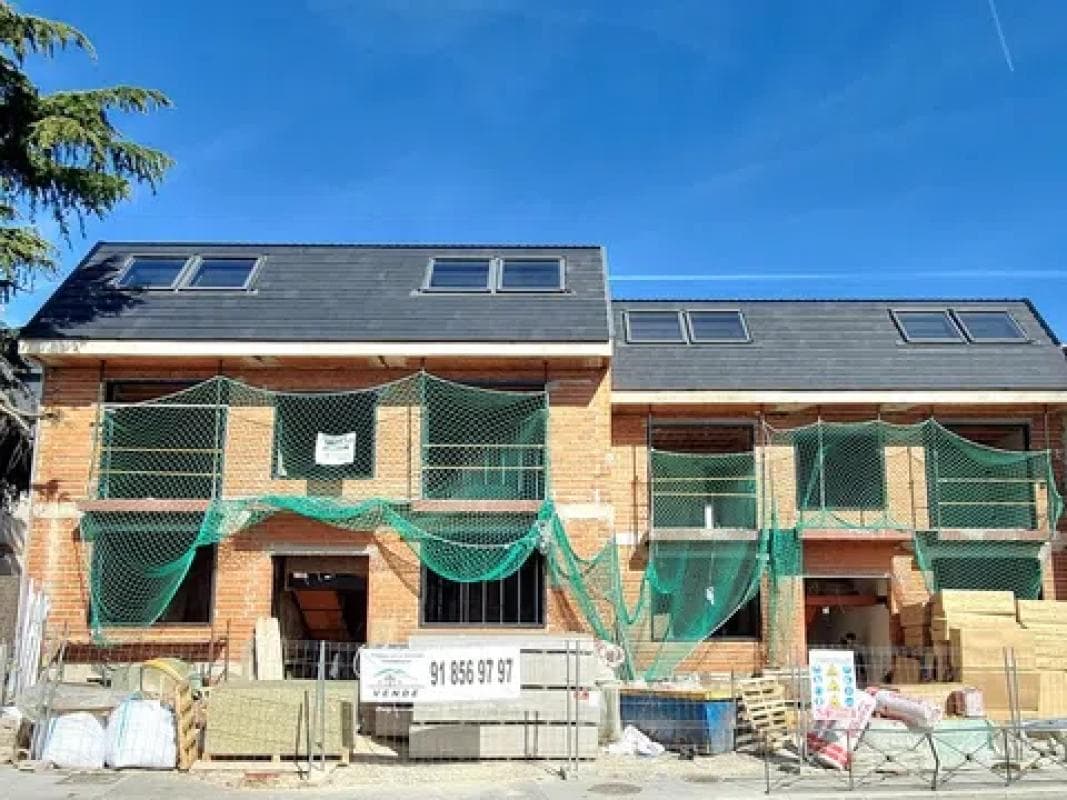 Obra nueva Hurtada 27 en Hoyo de Manzanares (Revista) photo 5